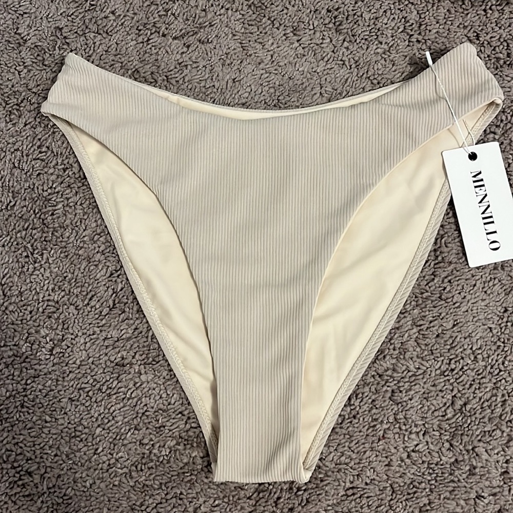 Cream Bikini Set - Picture 3 of 3